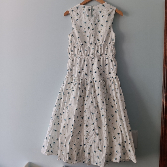 Avec Les Filles Blue Floral Smocked Waist Square Neck Midi Dress XS - Picture 3 of 7